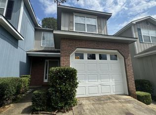 106 Pineridge Dr, Enterprise, AL 36330