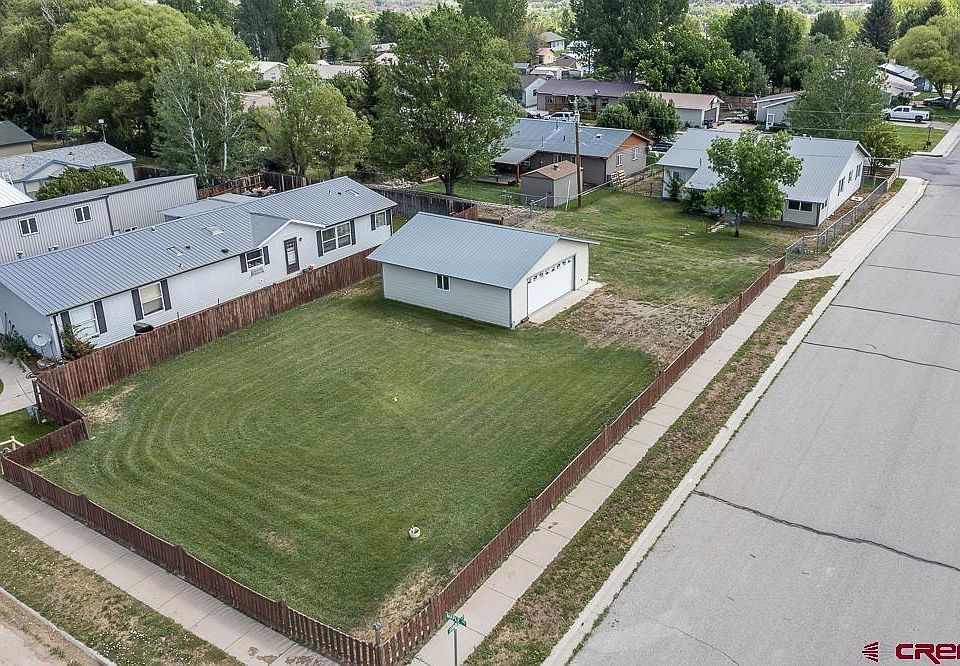 1st image of 124 Piedra Ave