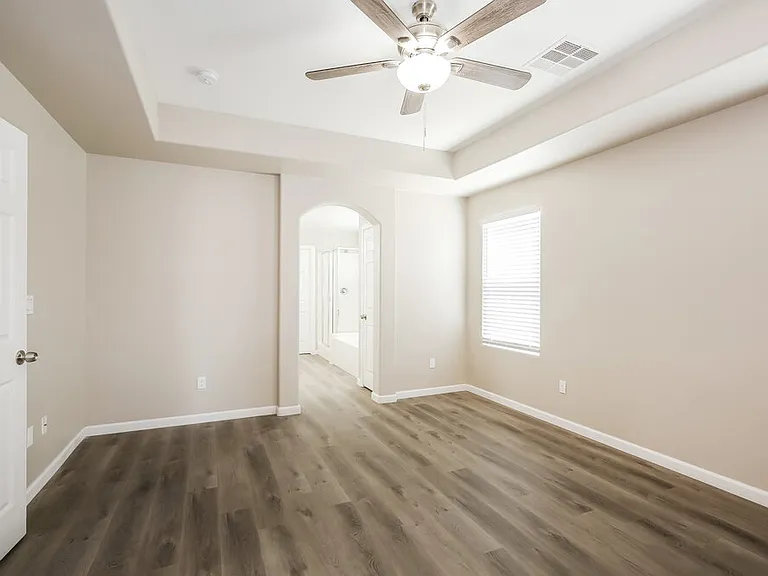 4237 Telstar Ct — Photo 10