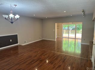 62 Goodwin Dr, North Brunswick, NJ