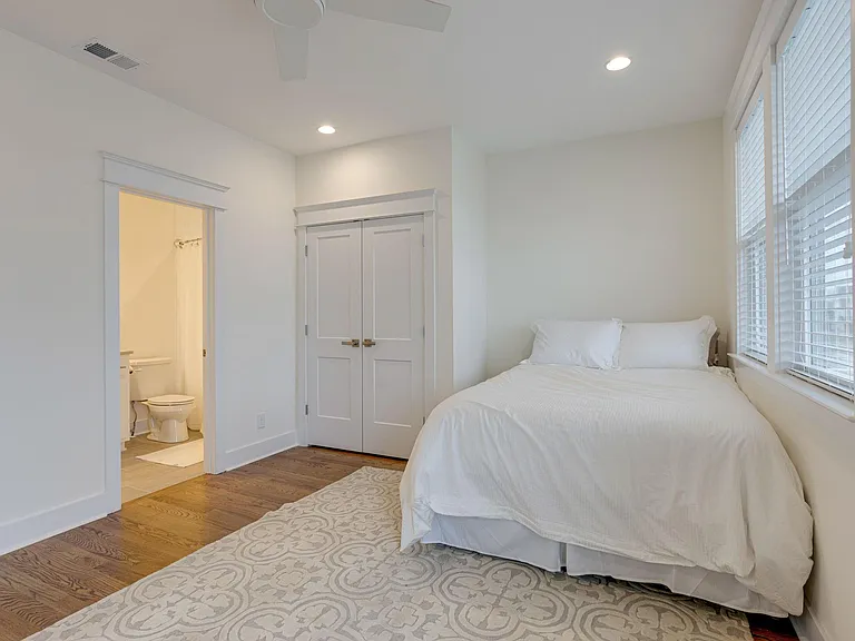 6108 California Ave — Photo 20
