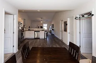 415 Conifer St — Photo 19