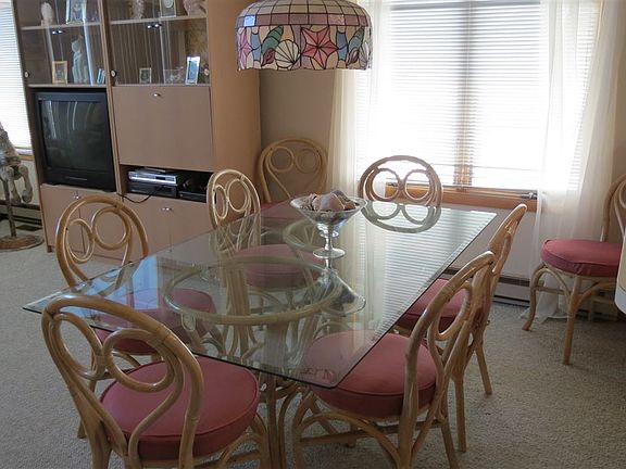 3rd image of 41 78th St Unit West