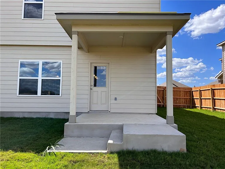 741 Farmers Dell — Photo 13