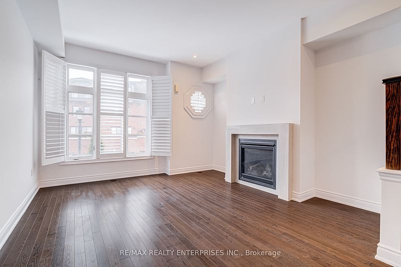 Oakville Townhouse for rent - 3 Bedrooms — photo 12
