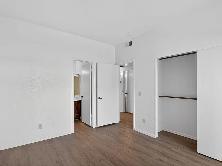 11666 N 28th Dr #143 — Photo 6