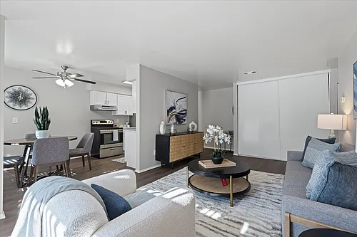 Newport Woods Apartments Photo 1