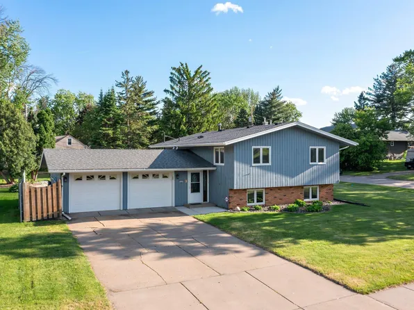 3200 Silver Ln NE, Saint Anthony, MN 55421