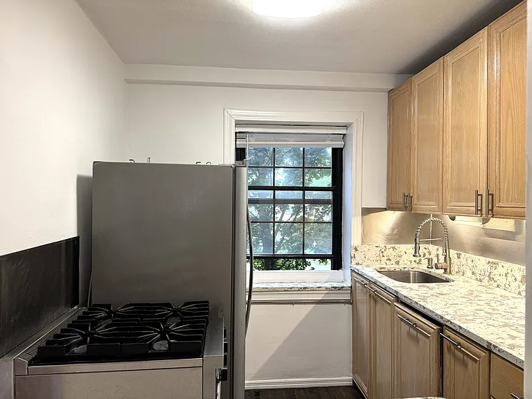 14432 78th Ave #2E — Photo 5