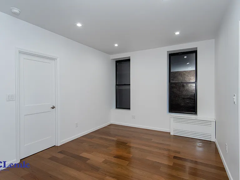 1324 Lexington Ave #2C — Photo 9