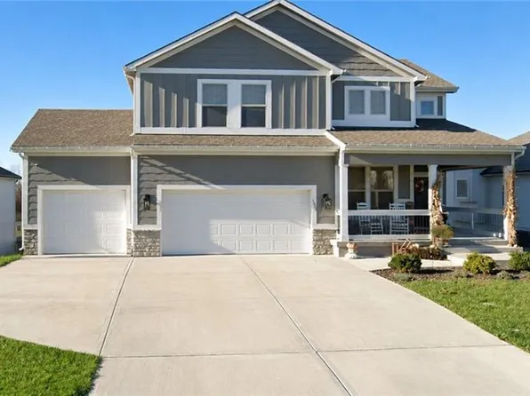 1334 N 161st Ter, Basehor, KS 66007