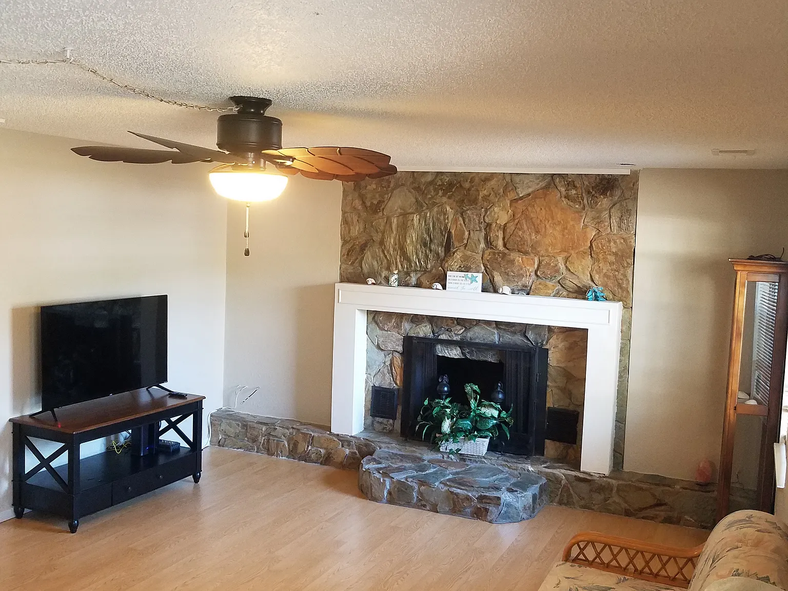 1 bed, 850 sqft, $1,400 — Photo 4