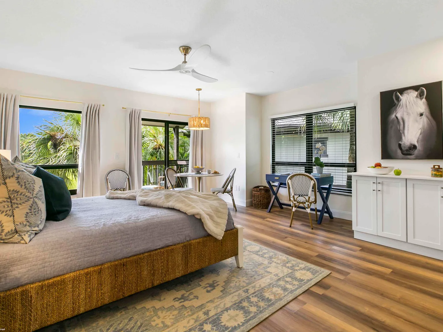 1 bed, 1.0 bath, 400 sqft, $4,000 — Photo 2
