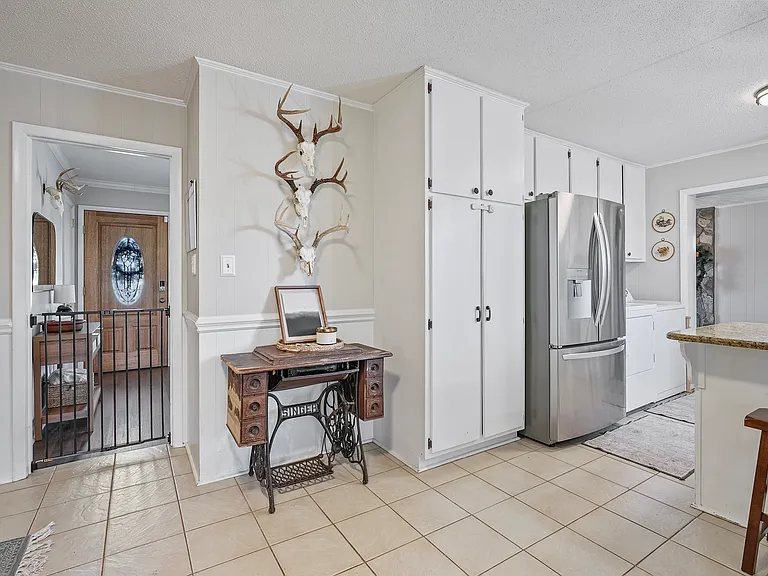 3310 Cornell Dr — Photo 10