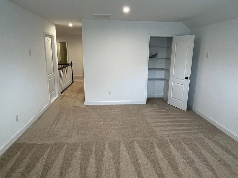 616 Southstone Dr — Photo 41