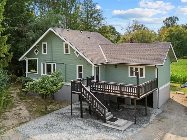 22767 Francis Road, Mount Vernon, WA 98273