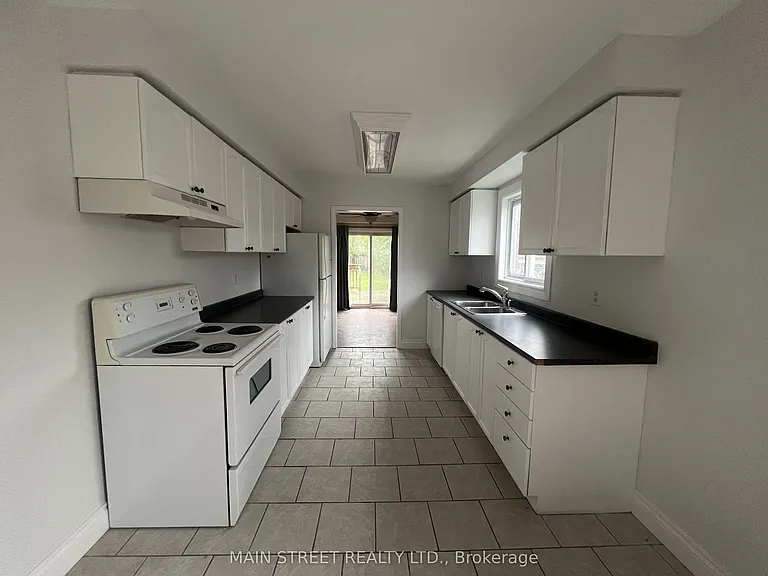 14 Ailsa Dr — Photo 12