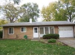 903 Robert St, Aurora, IL 60506