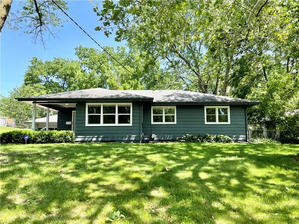 3221 Jefferson Ave, Des Moines, IA 50310