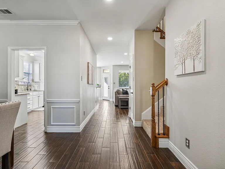 2917 Tophill Ln — Photo 13