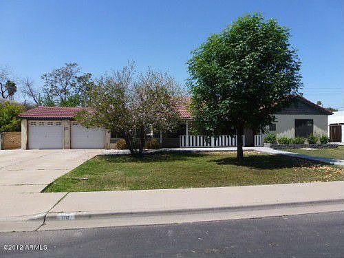 5th image of 116 N Fraser Dr W