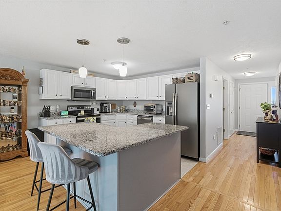 4th image of 72 Green Briar Rd Unit 72