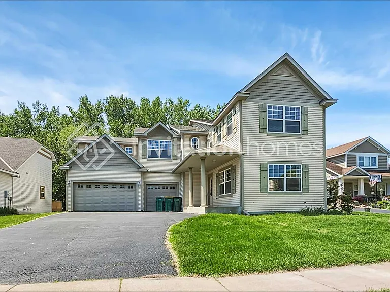 1168 Macey Way — Photo 1