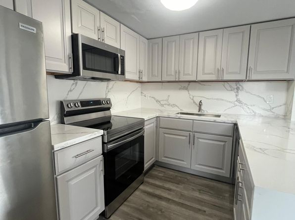 1419-1421 SE 2nd St