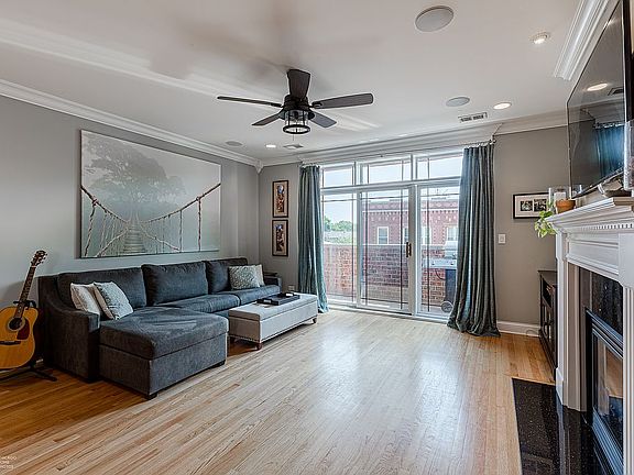 4th image of 5106 N Lincoln Ave Unit 2S