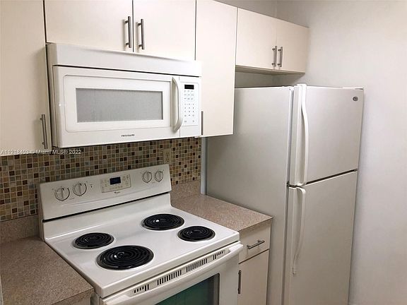5th image of 10748 N Kendall Dr #19