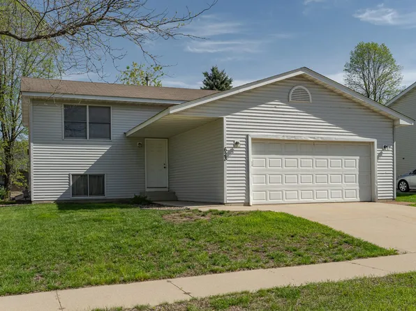 623 32nd Ct NE, Rochester, MN 55906