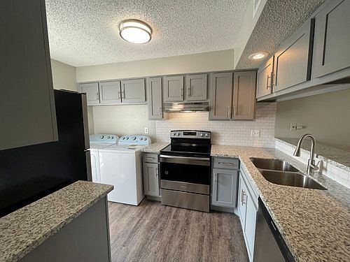 3rd image of 15414 Kuykendahl Rd APT 323