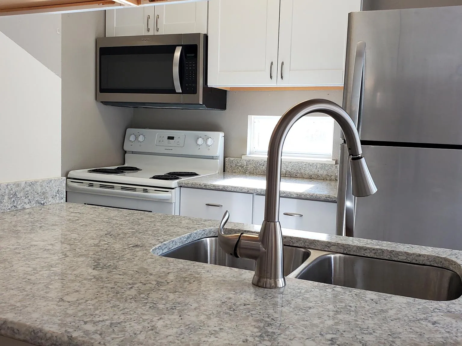 1 bed, 478 sqft, $2,100 — Photo 3
