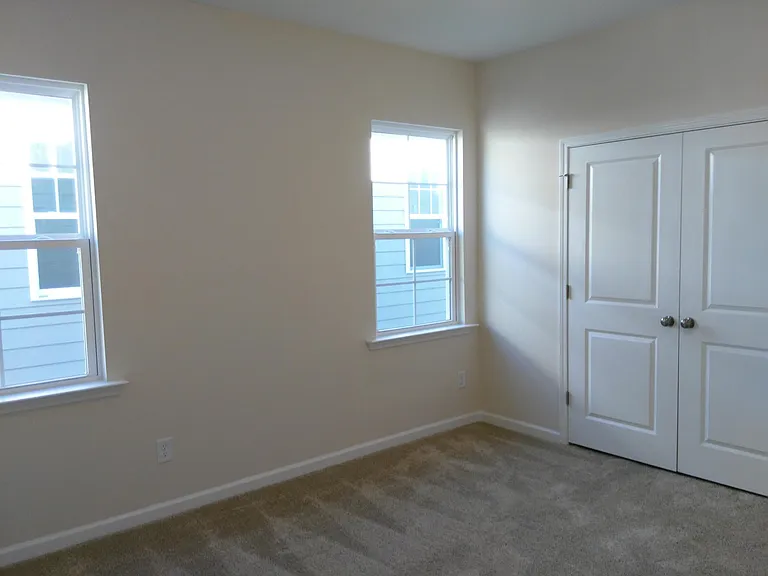 Upstairs Bedroom #2