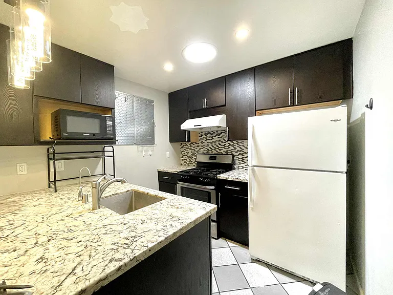 33057 Lake Michigan St — Photo 3