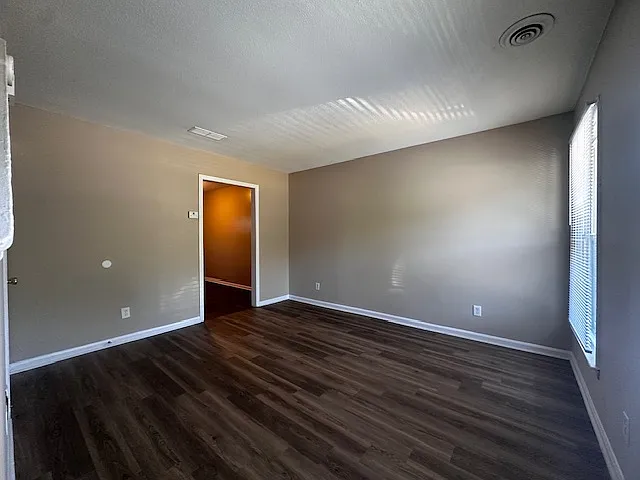 432 Homestead St #F — Photo 7