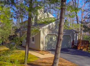 9909 Coffer Woods Rd, Burke, VA 22015