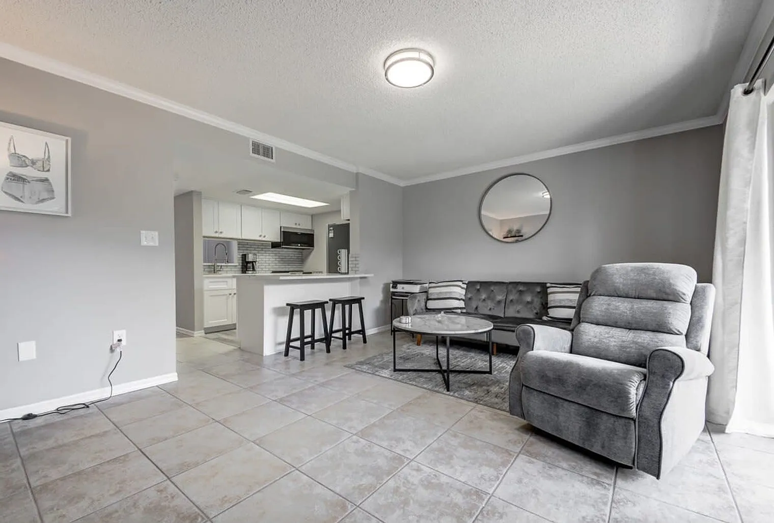 2 bed, 2.0 bath, $3,515 — Photo 2