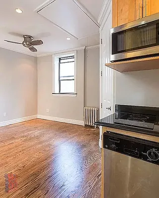 Rented by REAL New York | media 14