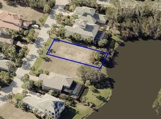 7 Sandpiper Ln, Palm Coast, FL 32137