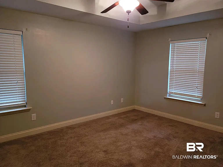 9530 Fox Hunter Ct W — Photo 11