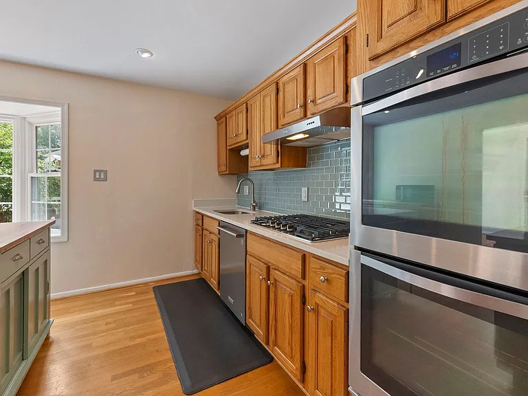 1731 Tamerisk Ct — Photo 30