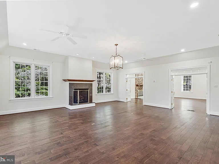 10034 Scenic View Ter — Photo 22
