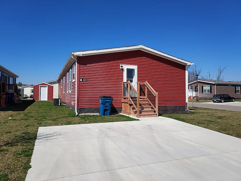 6445 Hamlet Way — Photo 21