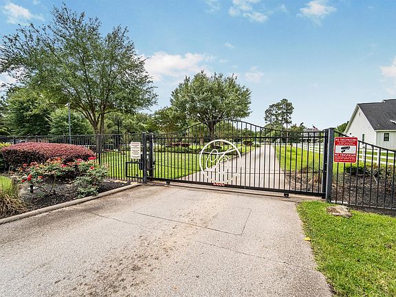 5th image of 12126 Pin Oak Dr Lot 12