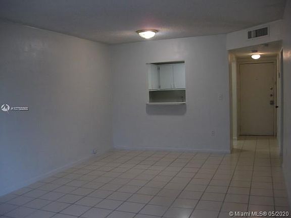 2nd image of 13900 Lake Placid Ct APT A36