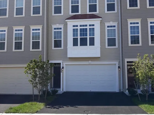 220 Apsley Ter, Purcellville, VA 20132