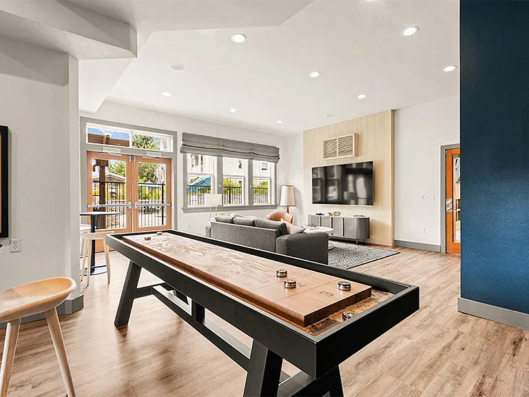 Game room &amp; TV lounge