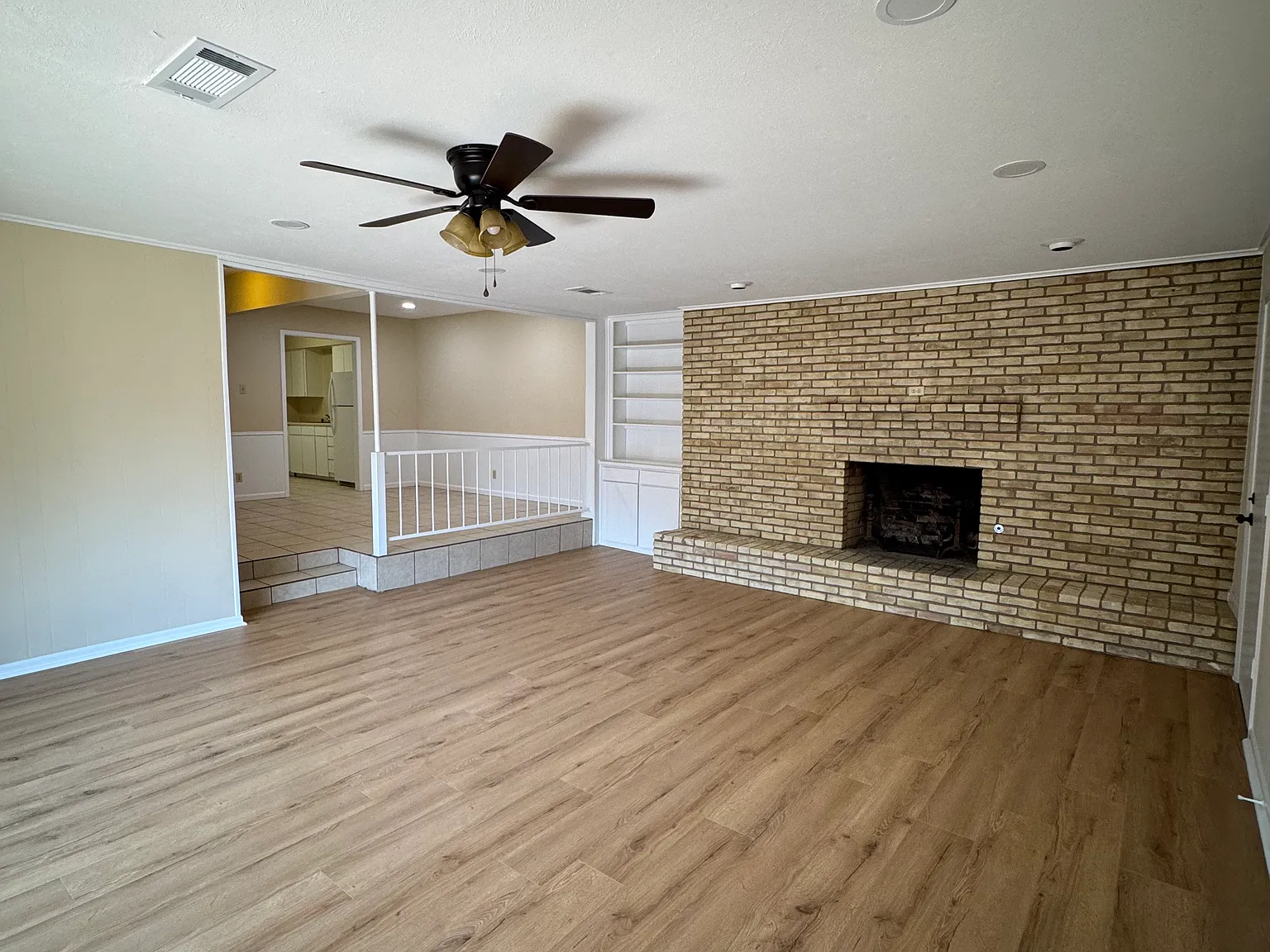 2 bed, 1450 sqft, $1,350 — Photo 4