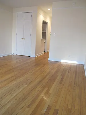 Rented by Metropolis Real Estate of Manhattan | media 14